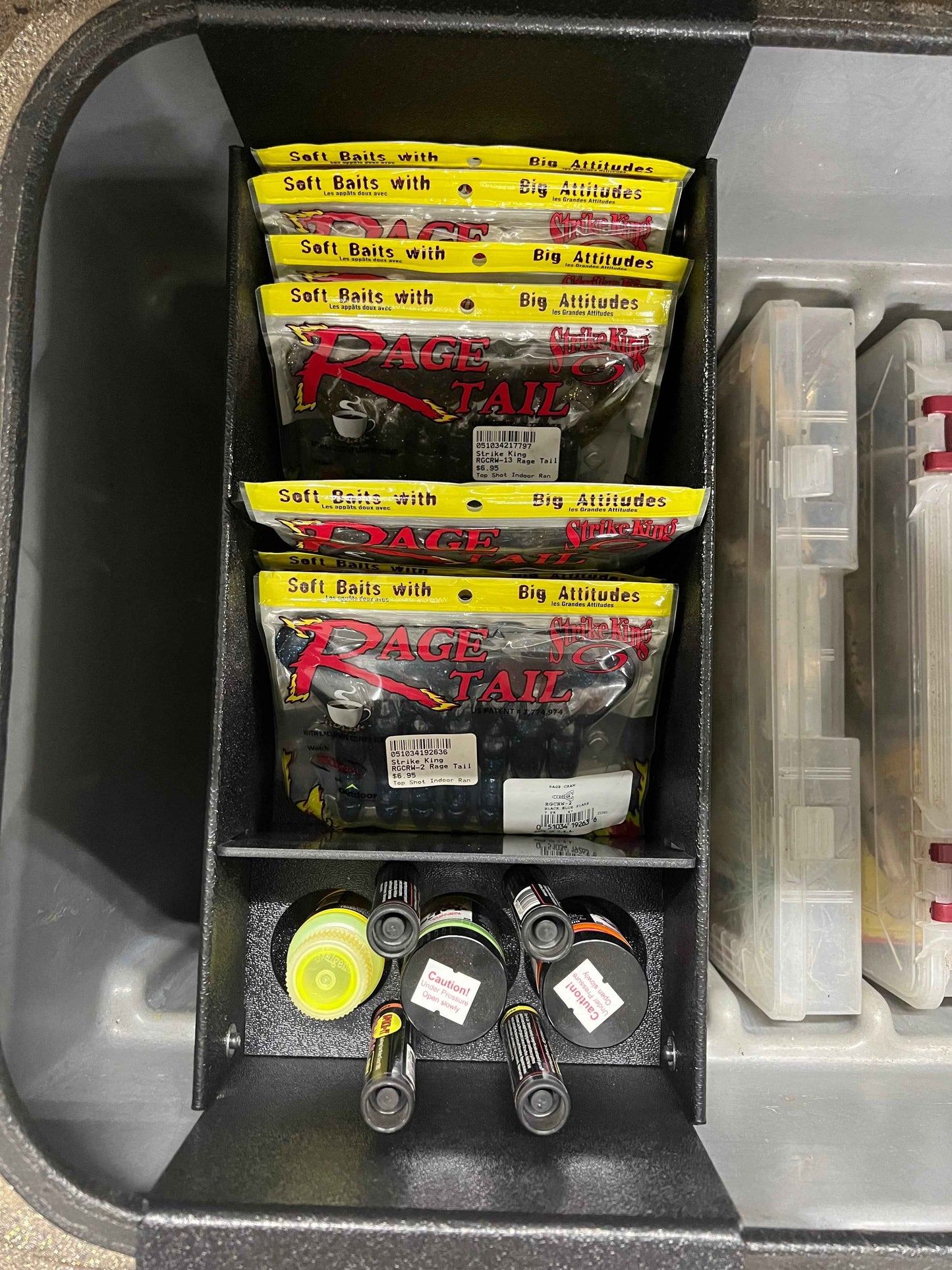 NPDTR0009 2005 TRITON 2005 TR-20 COMPARTMENT 1 DAY TRAY