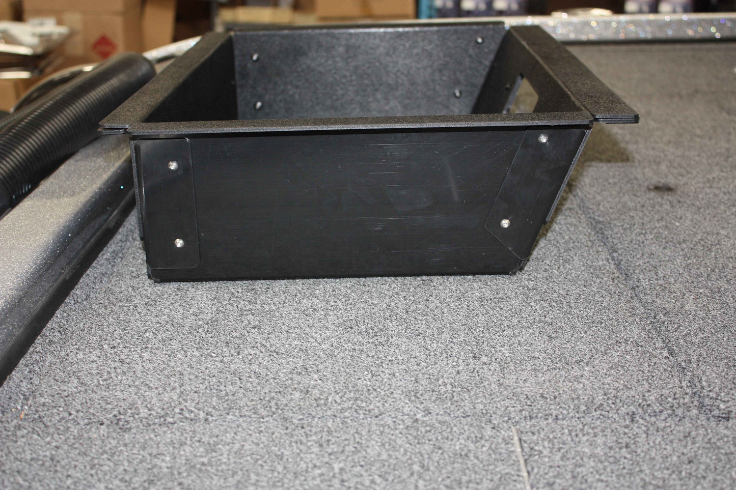 NPDNIT0013 NITRO 2018 Z20 BATTERY COMPARTMENT TRAY