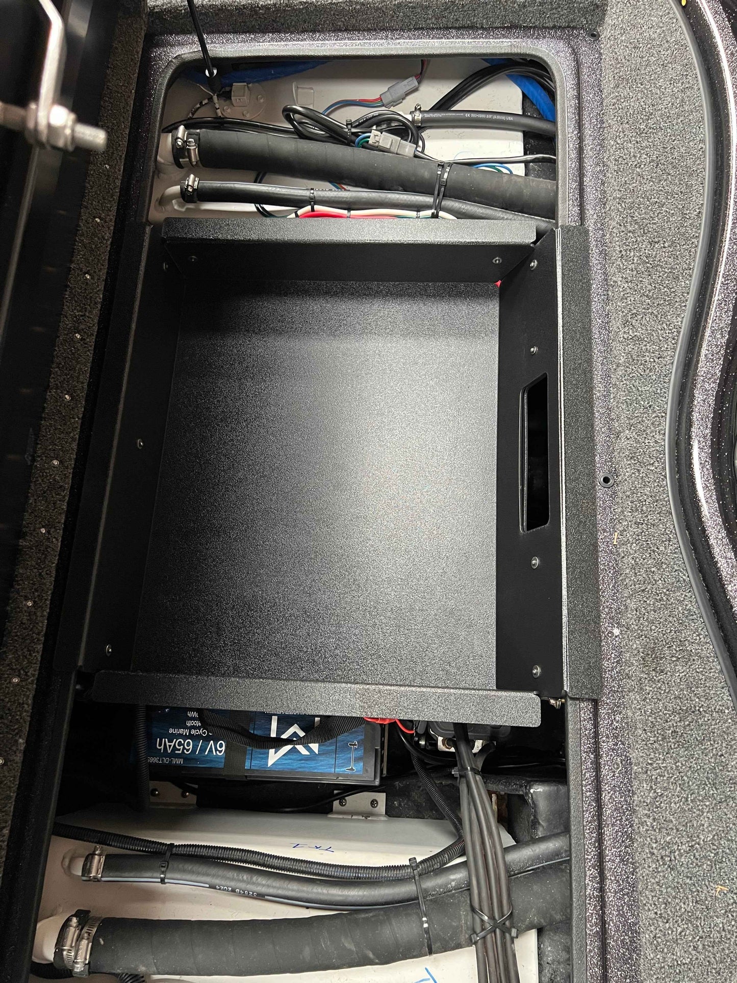 NPDBLAZ0008 2022 BLAZER 650 PRO / 2026 625 PRO TOUR BATTERY COMPARTMENT TRAY