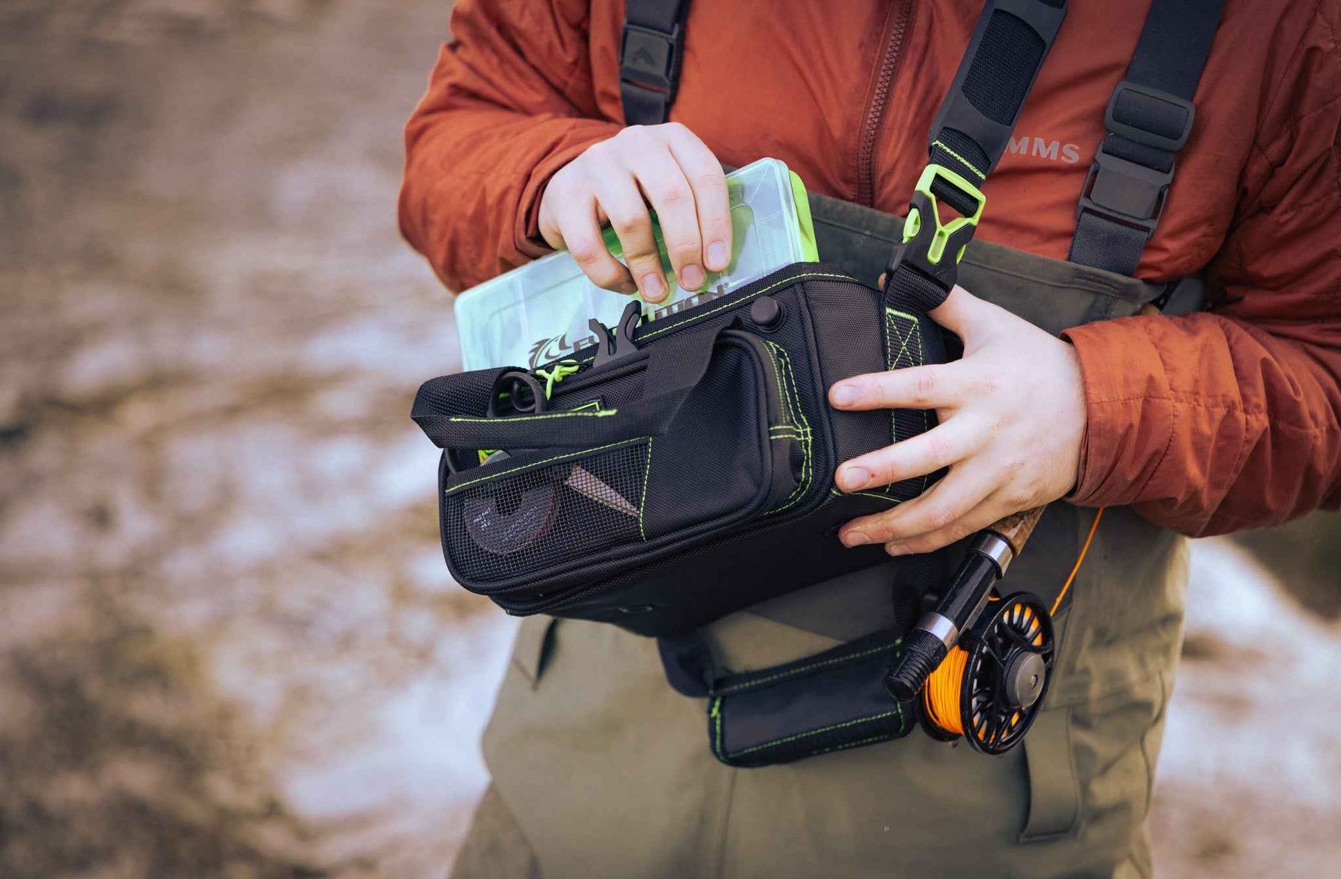 Horizontal 3500 Drift Series Tackle Bag - Green