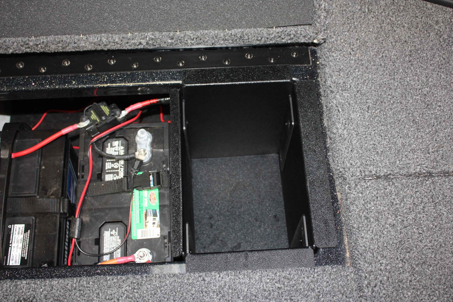 NPDNIT0009 2019 NITRO Z18 BATTERY COMPARTMENT TRAY