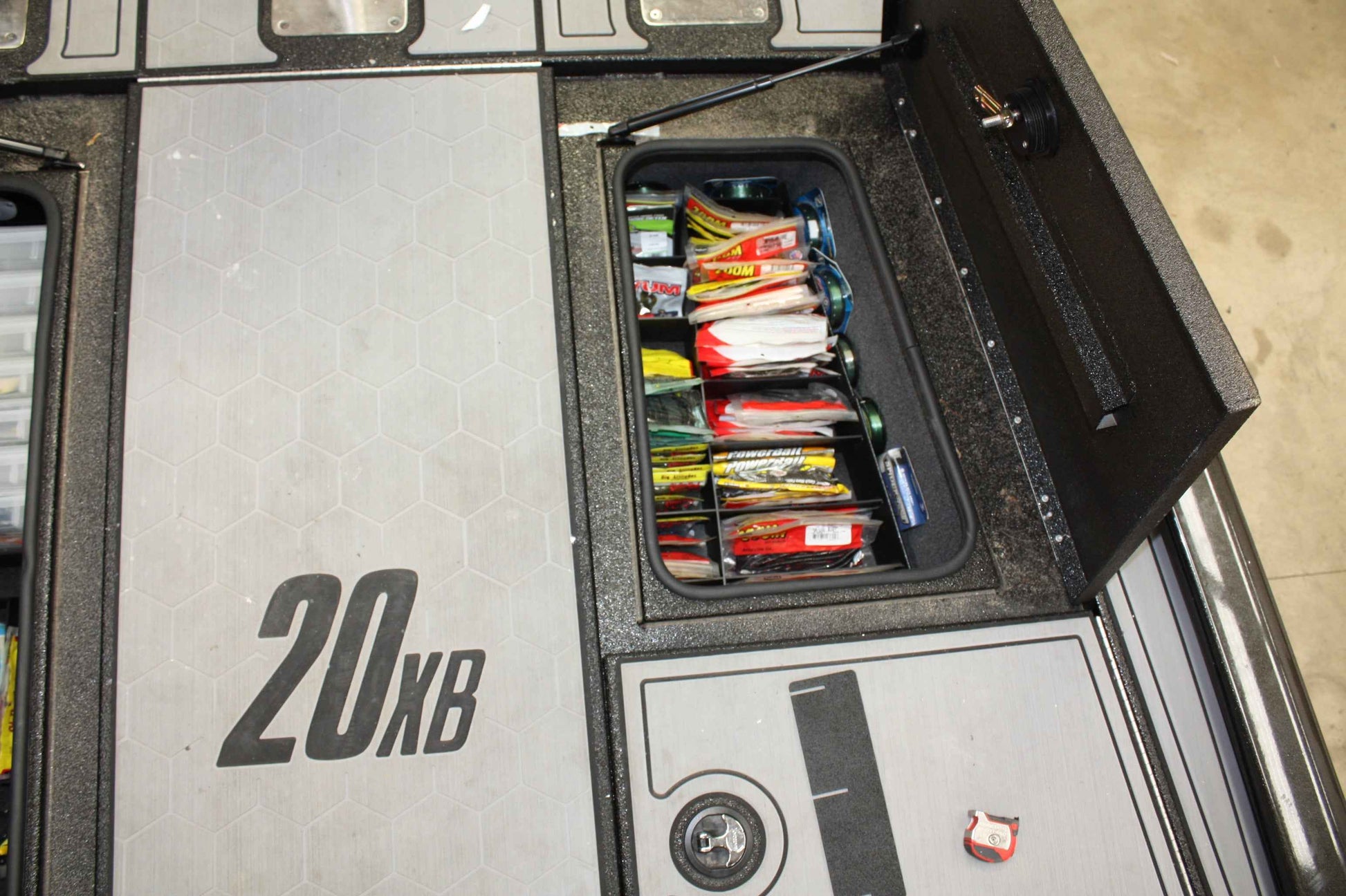 NPDAVD0002 AVID 2022 20XB STARBOARD STORAGE COMPARTMENT