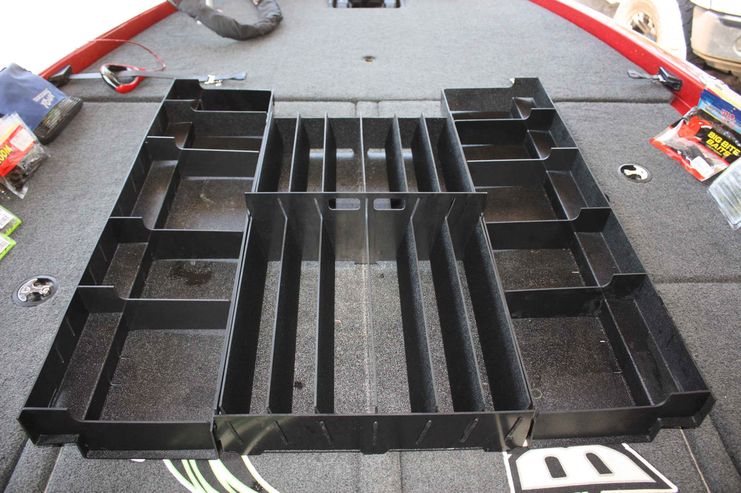 NPDSK0041 Skeeter® 2018-C ZX225/250 CENTER COMPARTMENT SOFT PLASTICS ORGANIZER SET