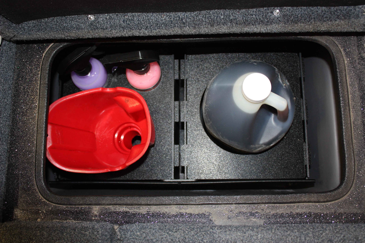 NPDBC0005 2019 BASS CAT CARACAL REAR SIDE COMPARTMENT (STARBOARD)