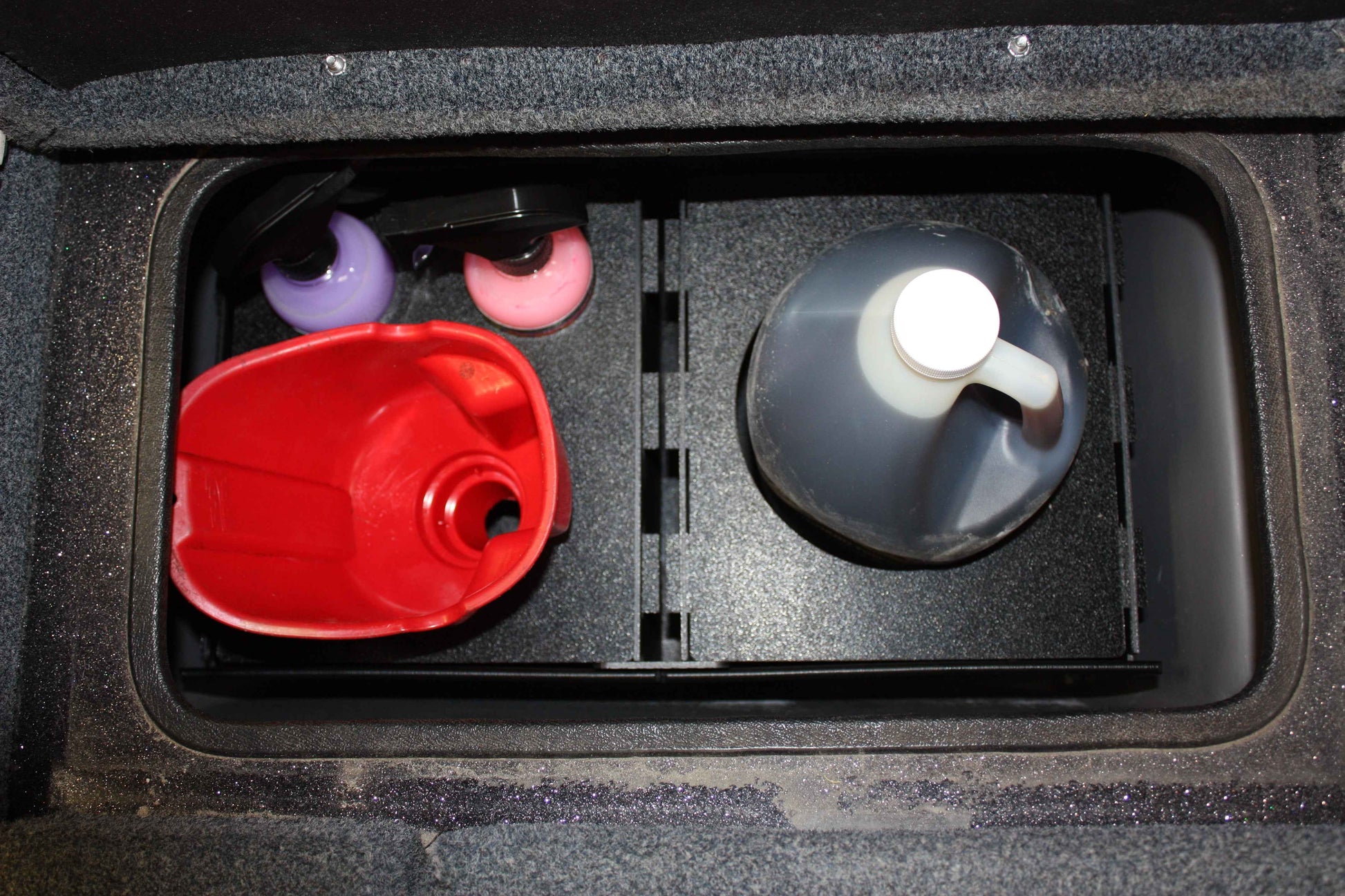 NPDBC0005 2019 BASS CAT CARACAL REAR SIDE COMPARTMENT (STARBOARD)