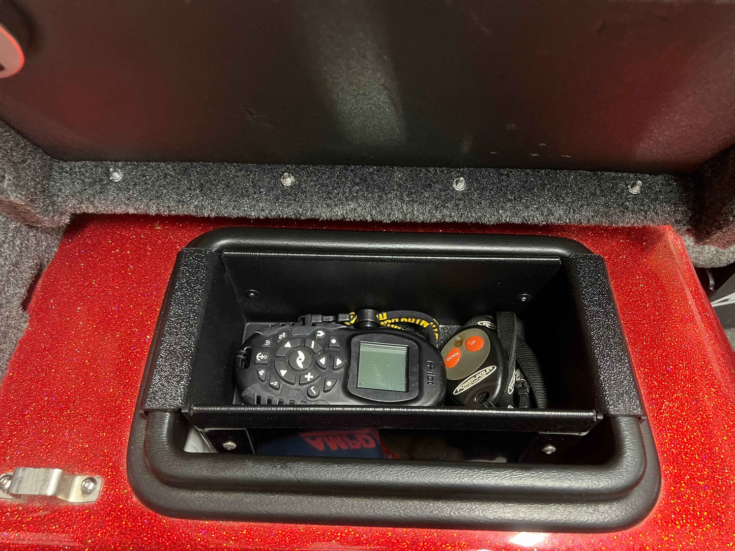 NPDSK0066 Skeeter® GLOVE BOX TRAY