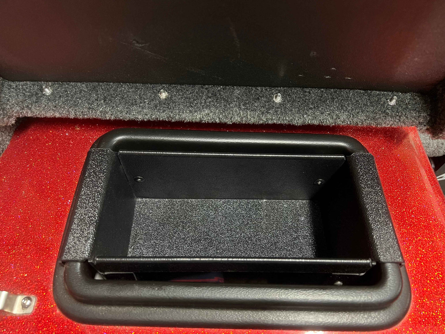 NPDSK0066 Skeeter® GLOVE BOX TRAY