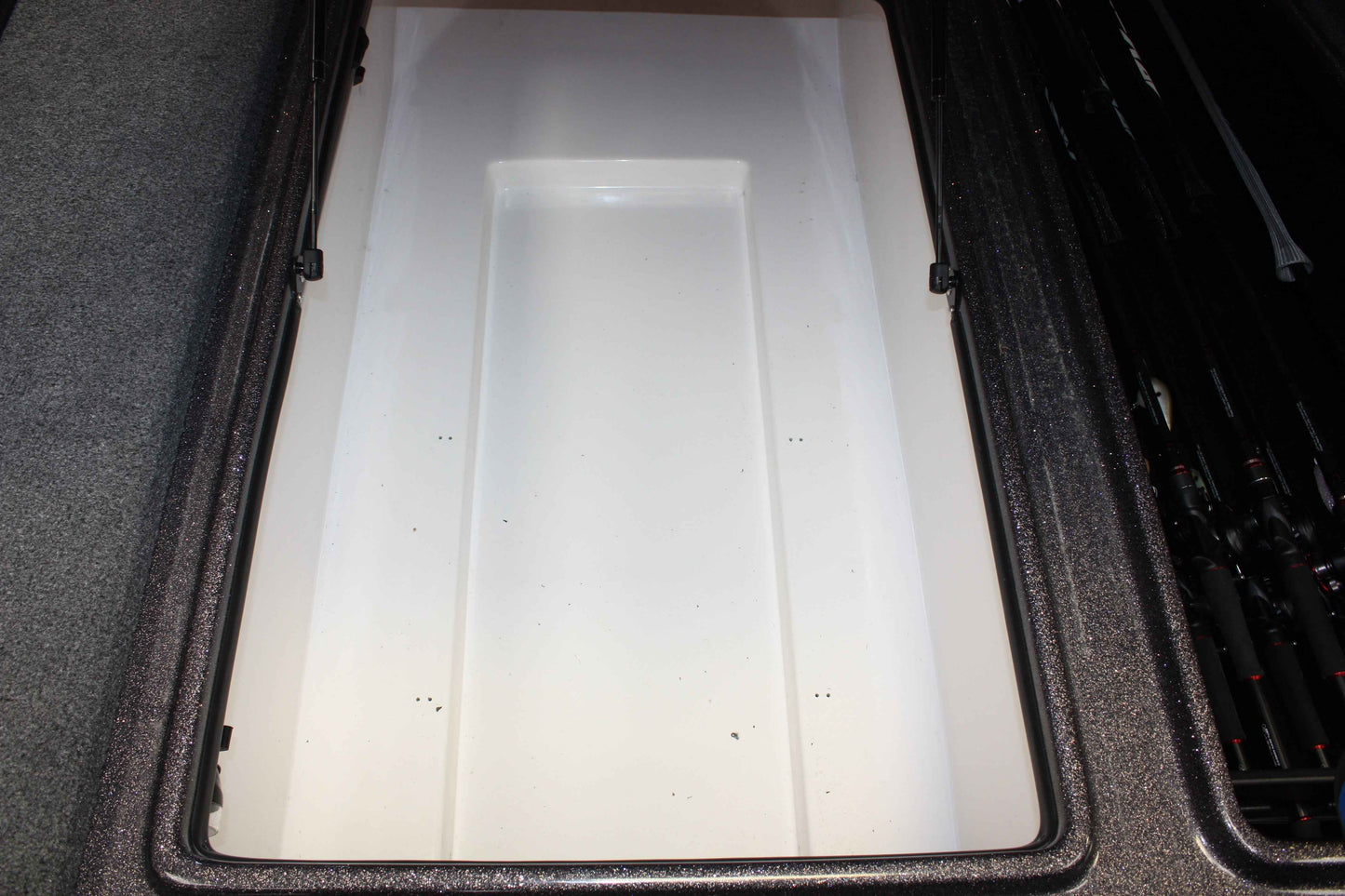 NPDFAL0001  2022 FALCON F205 FRONT COMPARTMENT KIT