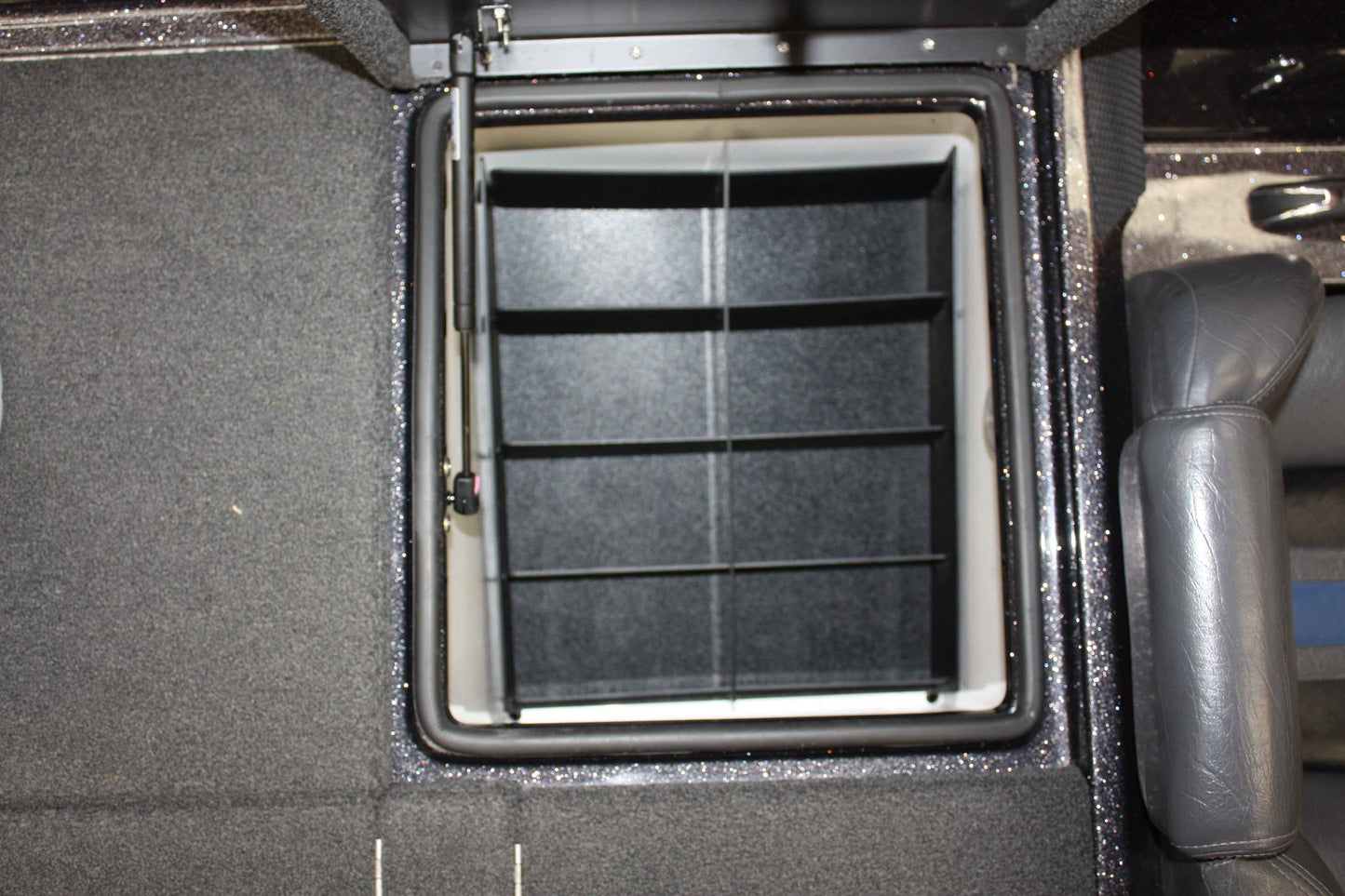 NPDBUL0006 2019 BULLET 21XRS / 21 SST REAR COMPARTMENT SOFT PLASTICS STORAGE