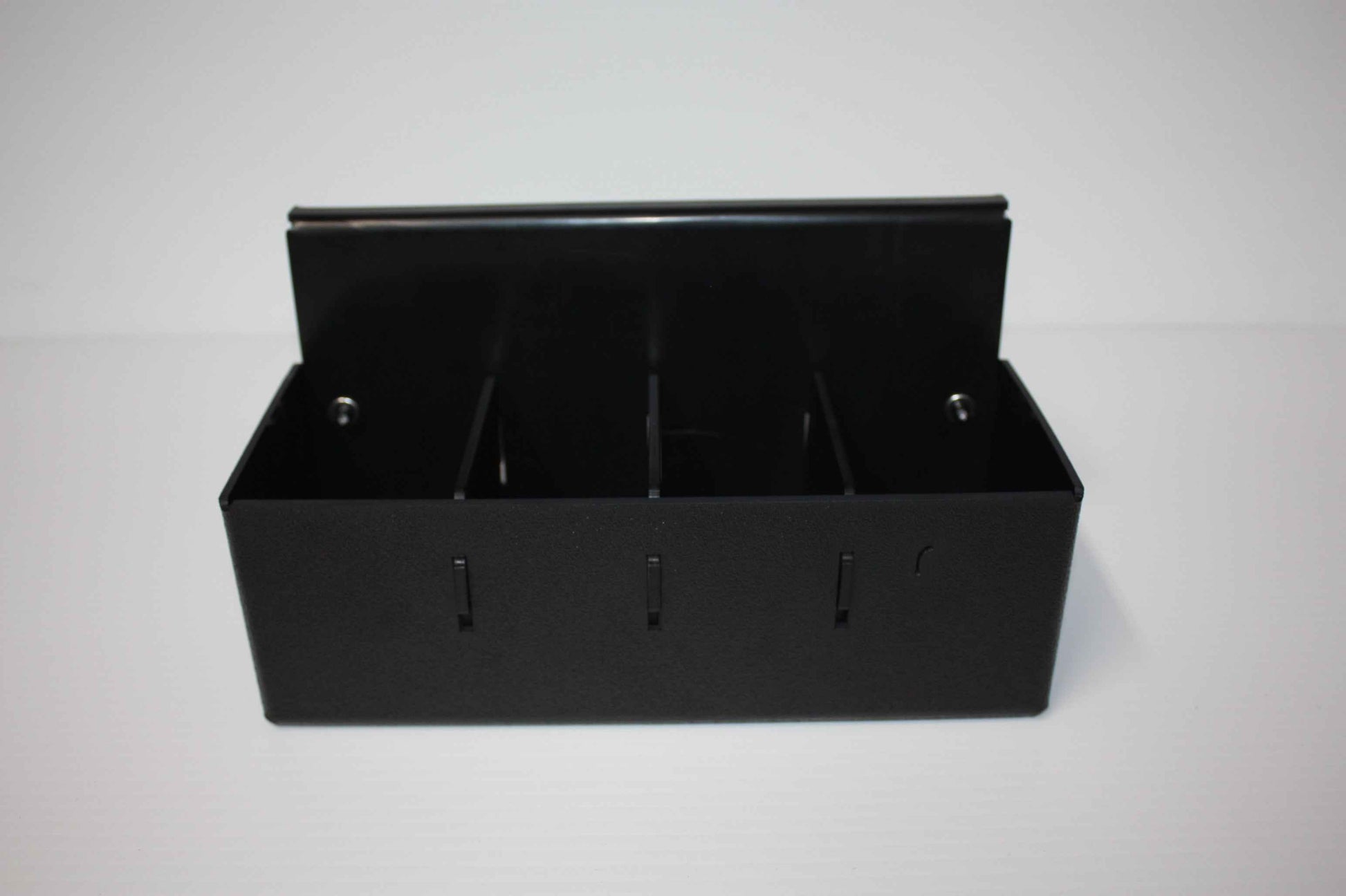 NPDSK0061 Skeeter®, XPRESS, GATOR TRAX  DIVIDED CATCH ALL HANGING TRAY