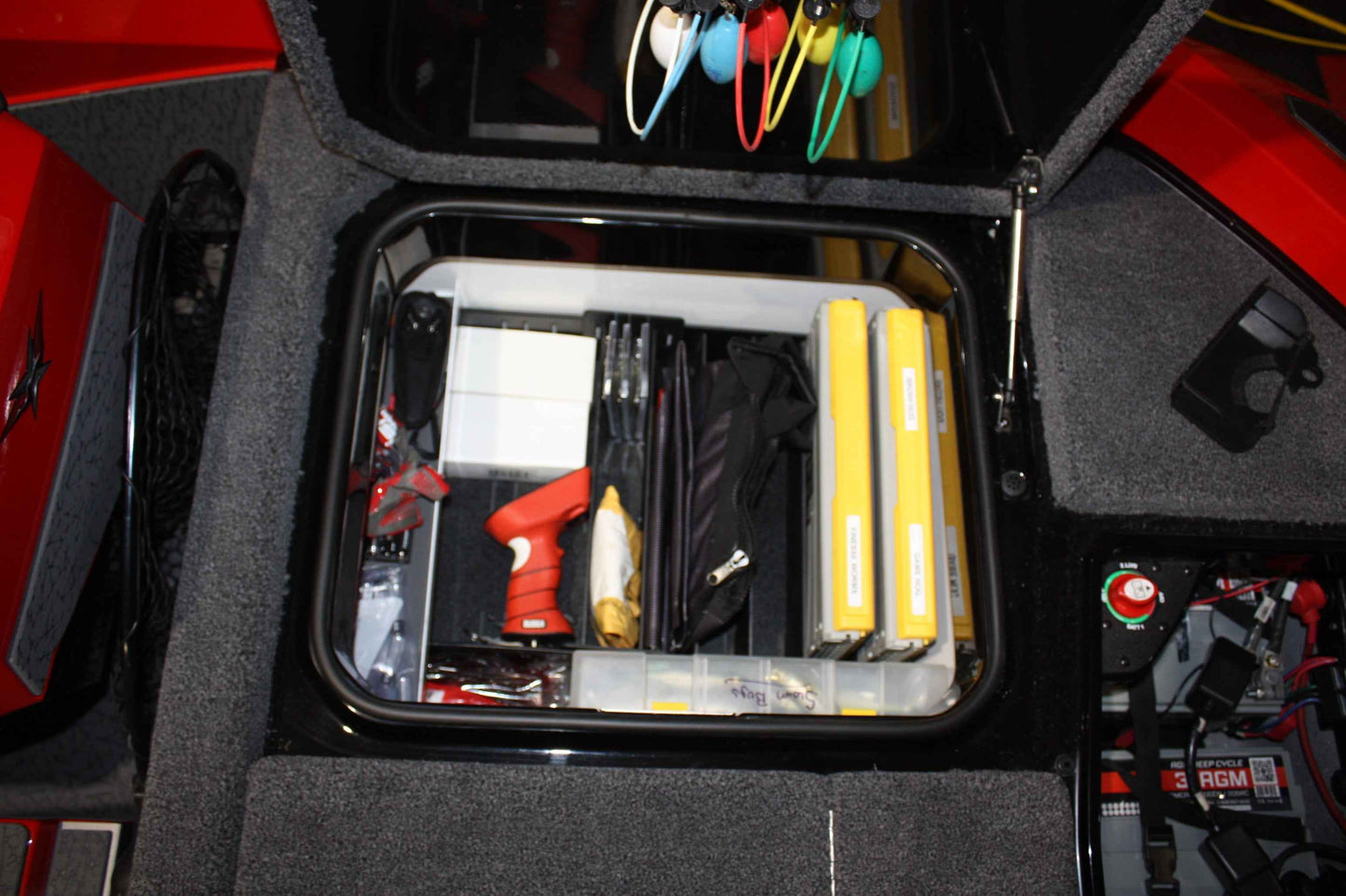 NPDVX0009 2025 VEXUS VXS 21 REAR COMPARTMENT TRAY ORGANIZER