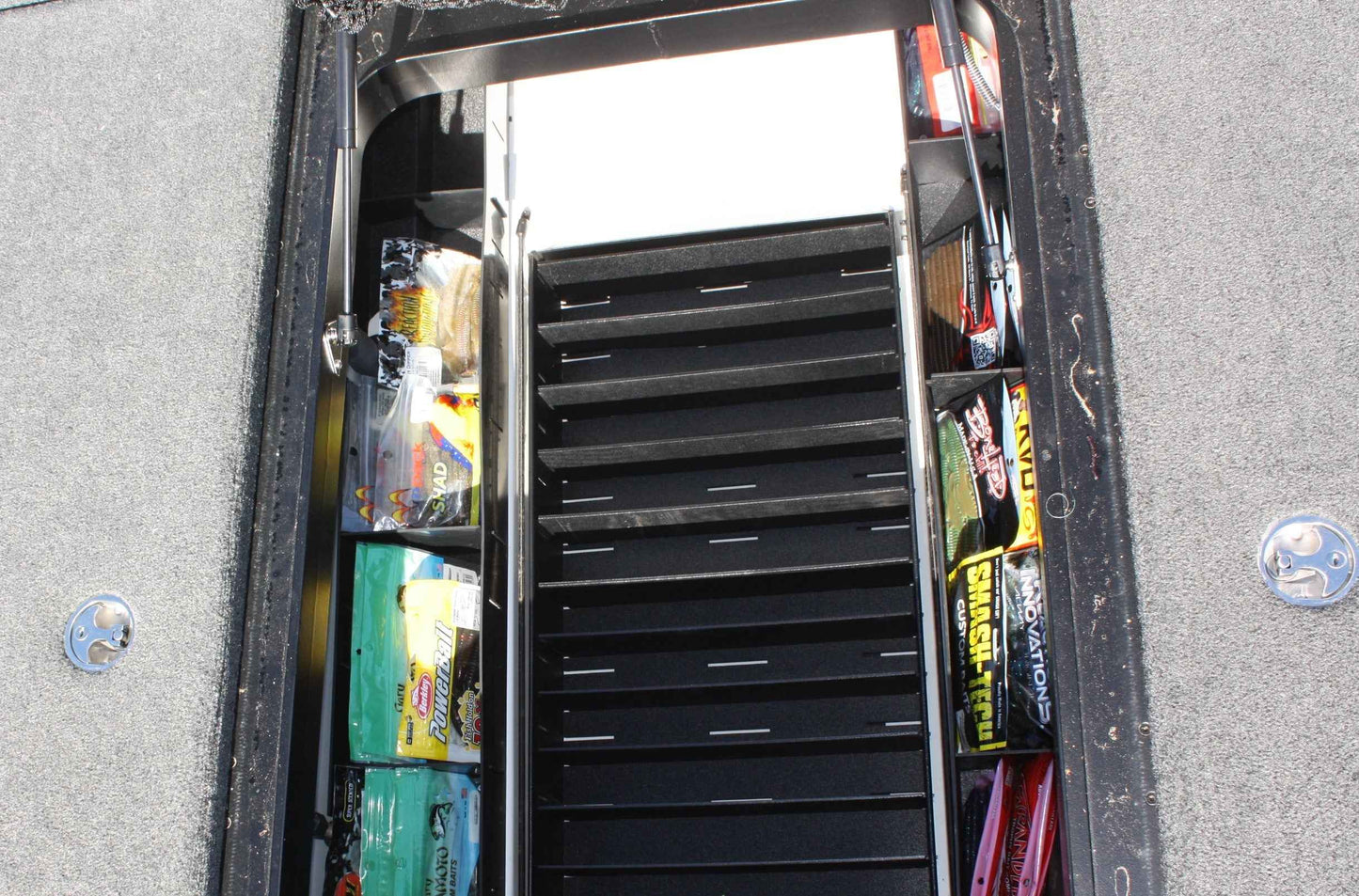 NPDSK0001 2020-2023 FXR20/21  Skeeter®  CENTER COMPARTMENT PLANO BOX TRAY