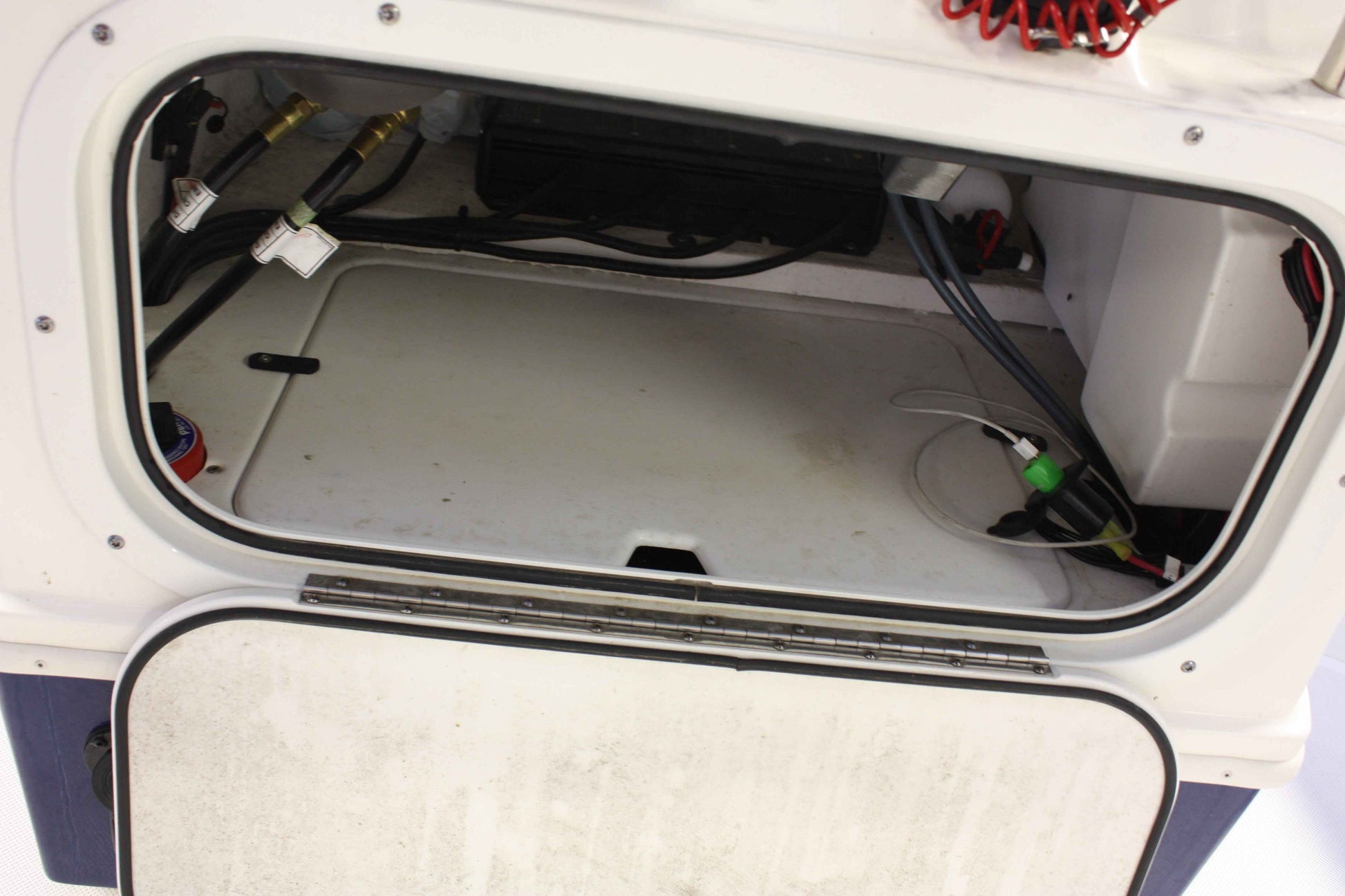 NPDSK0008 SX210 Skeeter® CONSOLE TRAY