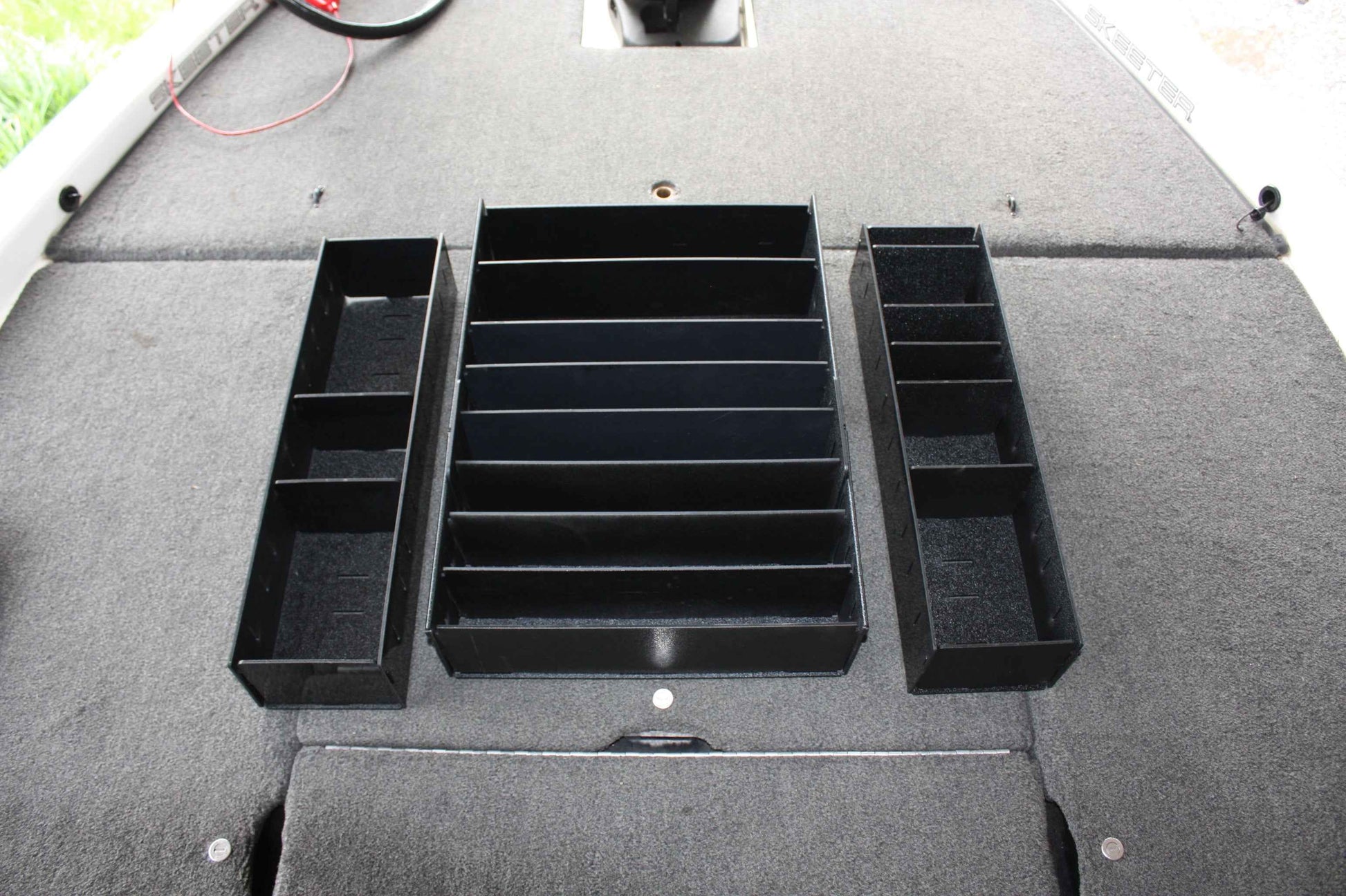 NPDSK0011 Skeeter®  2010 ZX225,2012-14 ZX20/21,2014-2016 FX21/2011 FX  FRONT COMPARTMENT 1 TRAY SYSTEM