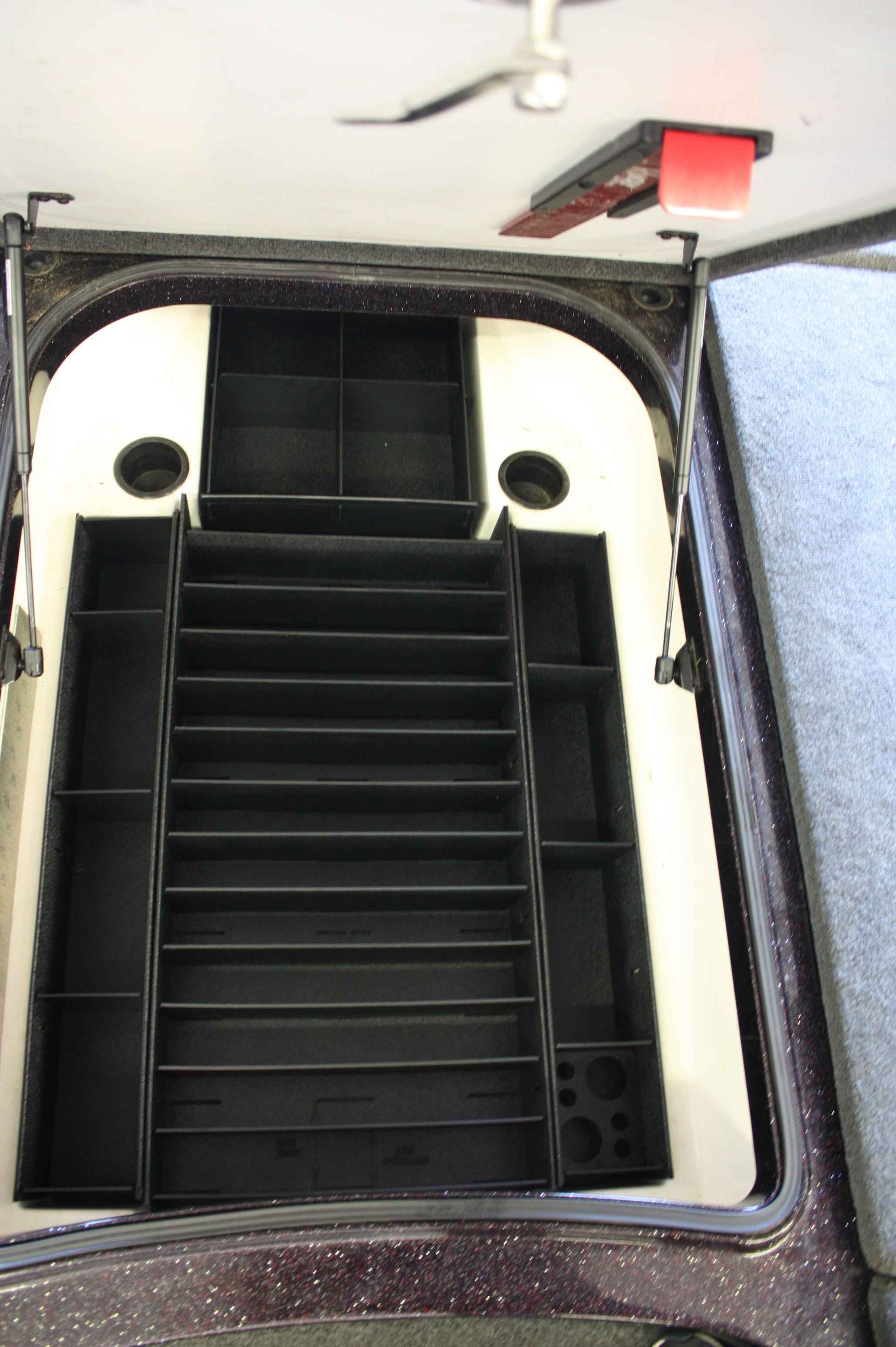 NPDRANG0009 Ranger® 2008-2009 Z520  2011 Z521 Comanche  CENTER COMPARTMENT KIT