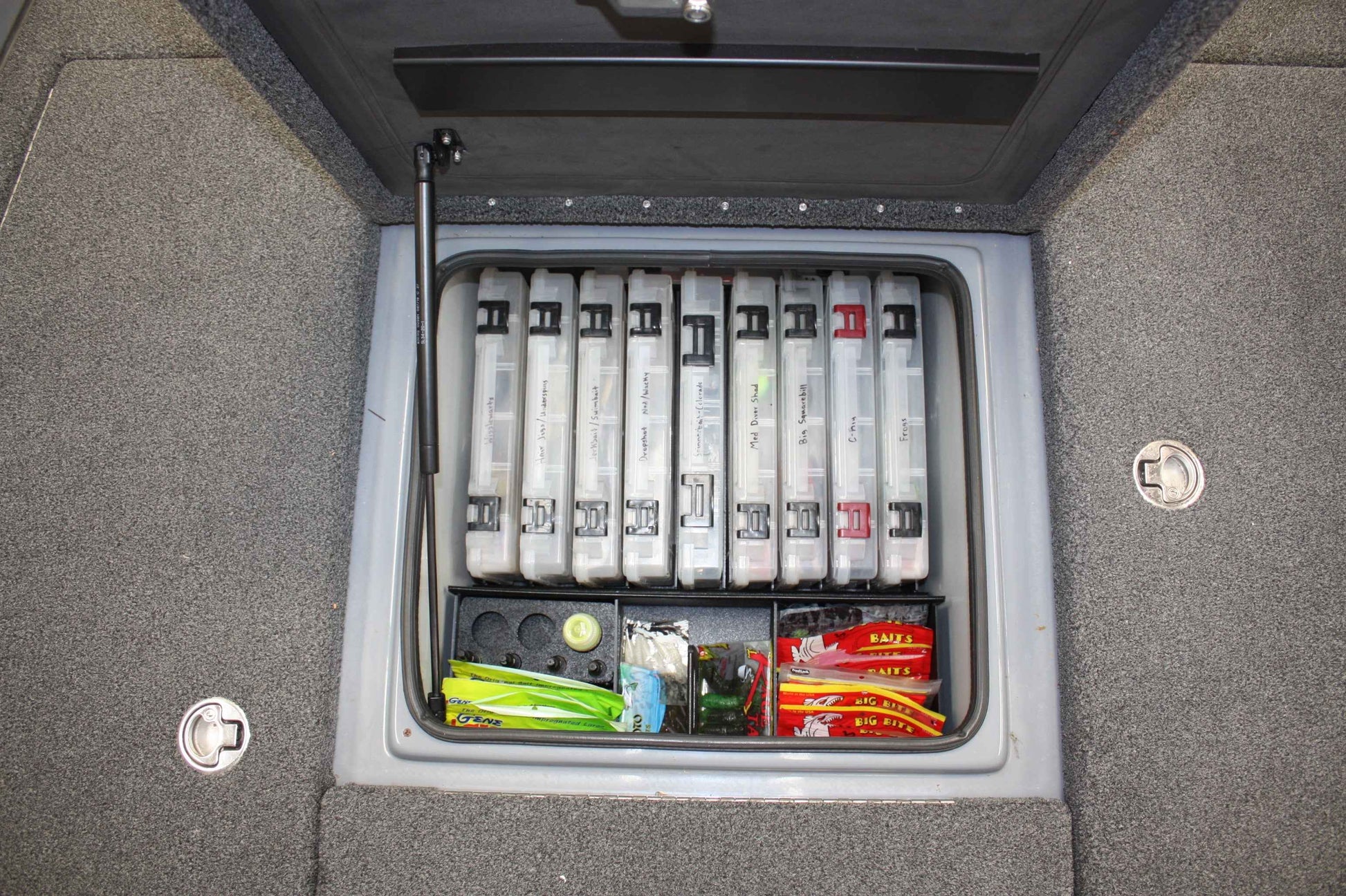 NPDBLAZ0001 BLAZER 625 PRO ELITE CENTER COMPARTMENT KIT/2022 650 PRO TOUR