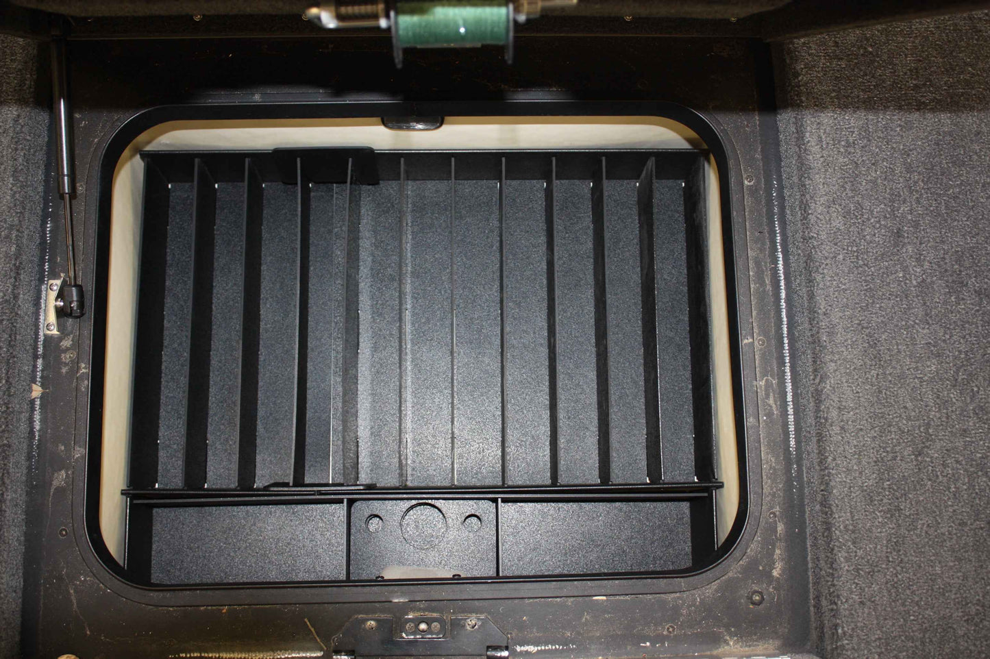 NPDSK0019 Skeeter® iCLASS COMPARTMENT 1 SYSTEM