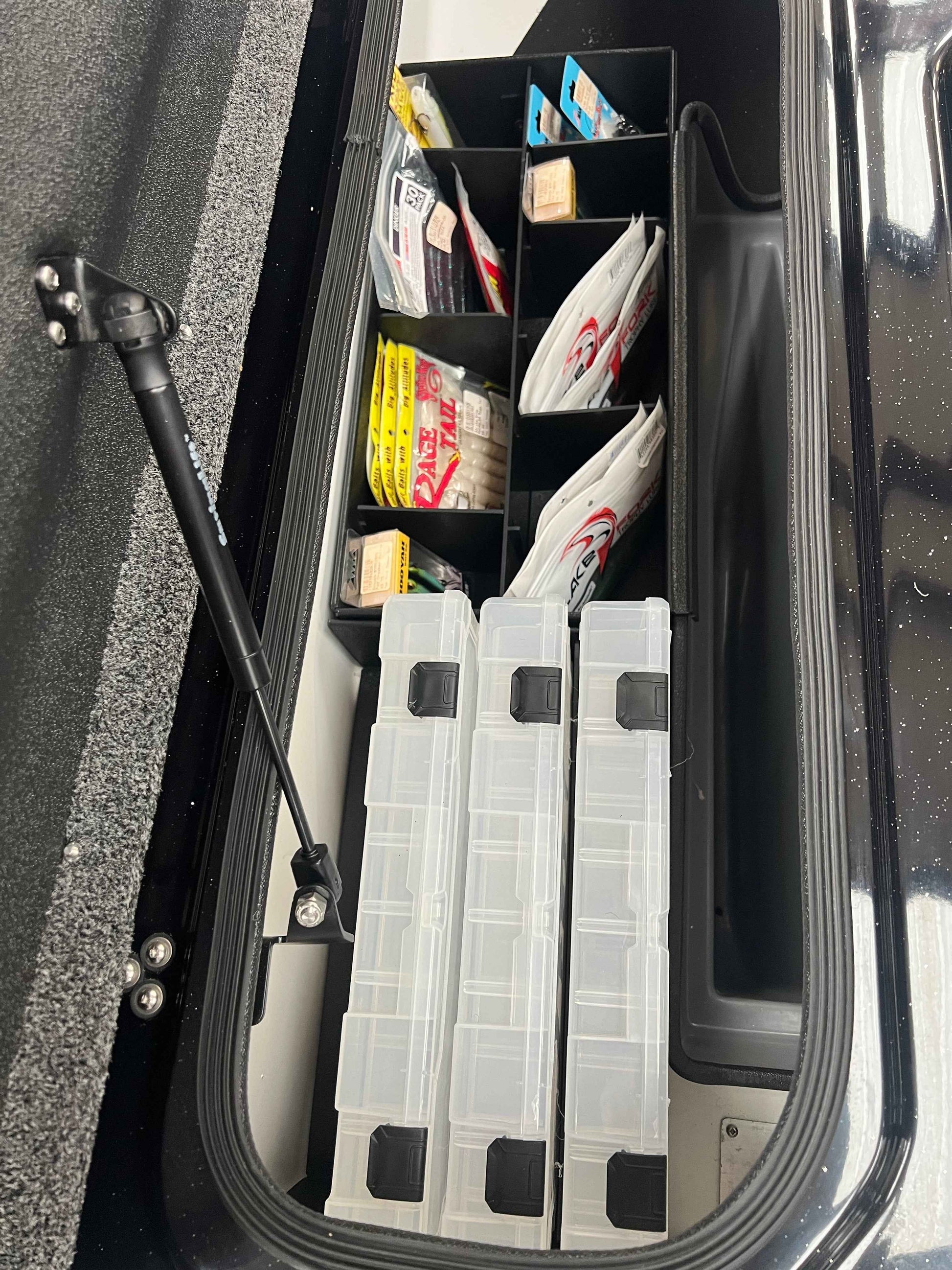 NPDBC0021 2026 BASS CAT EYRA FRONT CENTER TACKLE MANAGEMENT SYSTEM